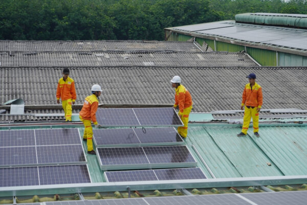 Điện mặt trời và năng lượng xanh