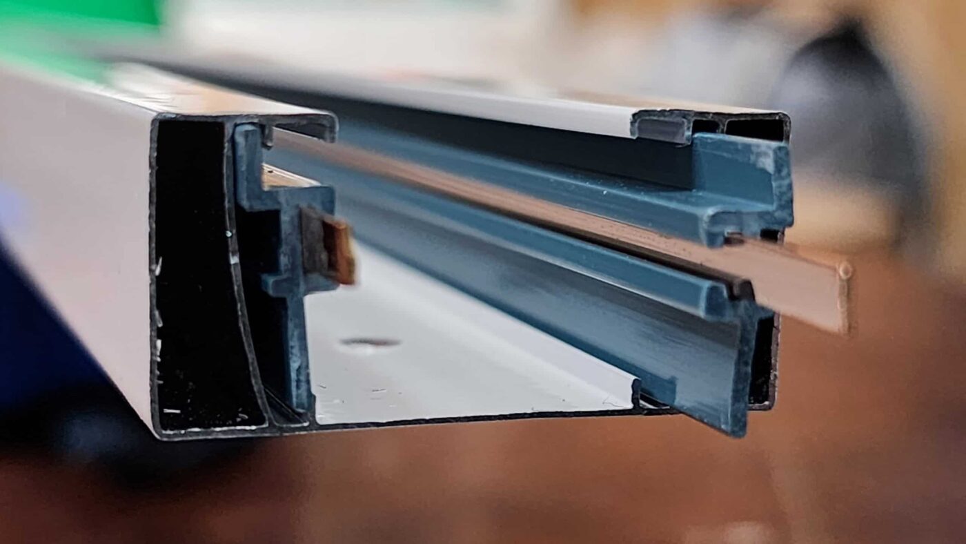 Thanh rail nhôm là gì